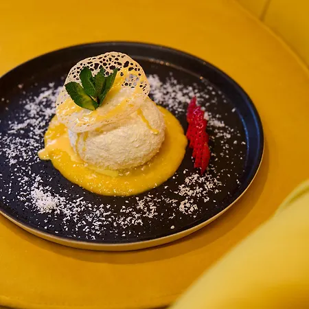 Boutique House Happyellow 3*