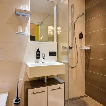 Boutique House Happyellow Bed & Breakfast Saalbach-Hinterglemm