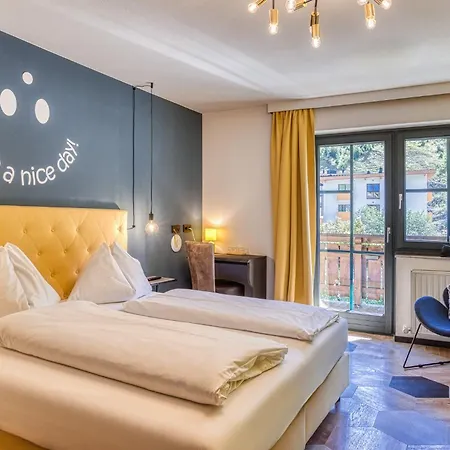 Boutique House Happyellow Bed & Breakfast