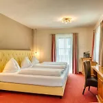 Boutique House Happyellow 3*
