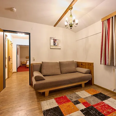 Boutique House Happyellow 3* Saalbach-Hinterglemm