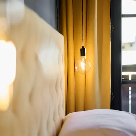 Boutique House Happyellow Bed & Breakfast Saalbach-Hinterglemm
