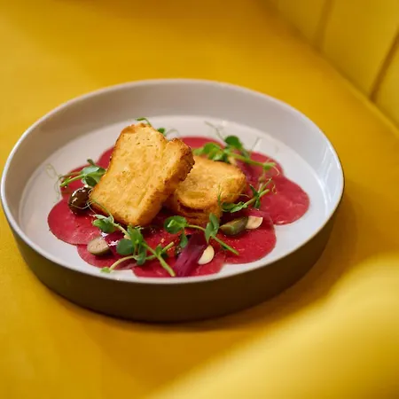 Boutique House Happyellow ベッド・アンド・ブレックファスト 3*