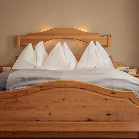 Boutique House Happyellow Bed & Breakfast Saalbach-Hinterglemm