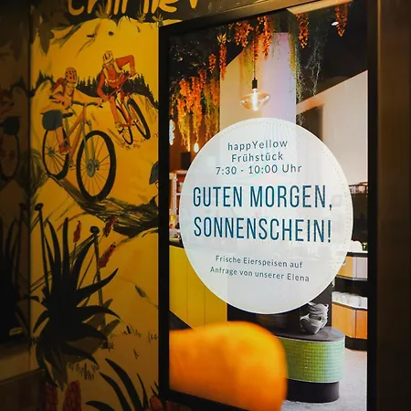 Boutique House Happyellow