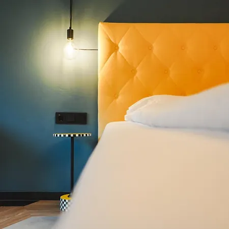 Boutique House Happyellow Bed & Breakfast 3*