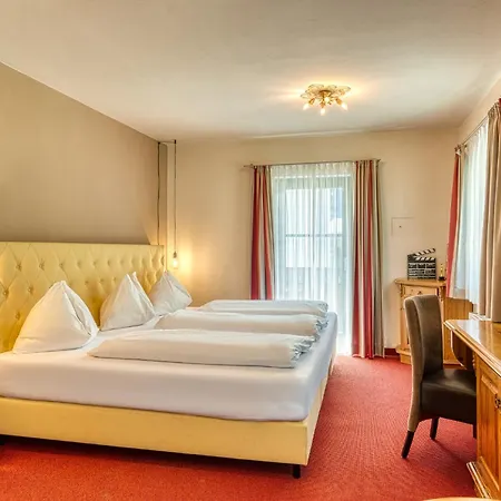 Boutique House Happyellow 4*