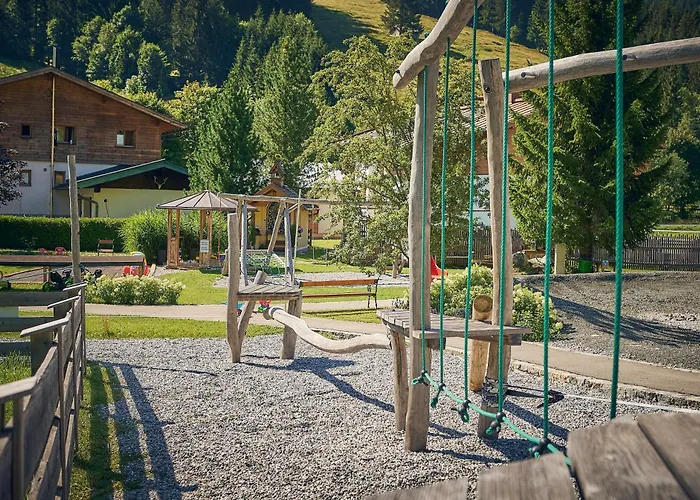 Boutique House Happyellow 3* Saalbach-Hinterglemm